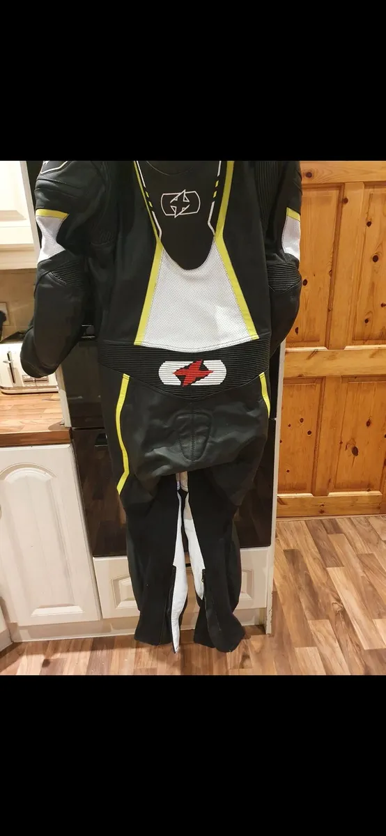 Motorbike clothing - Image 3
