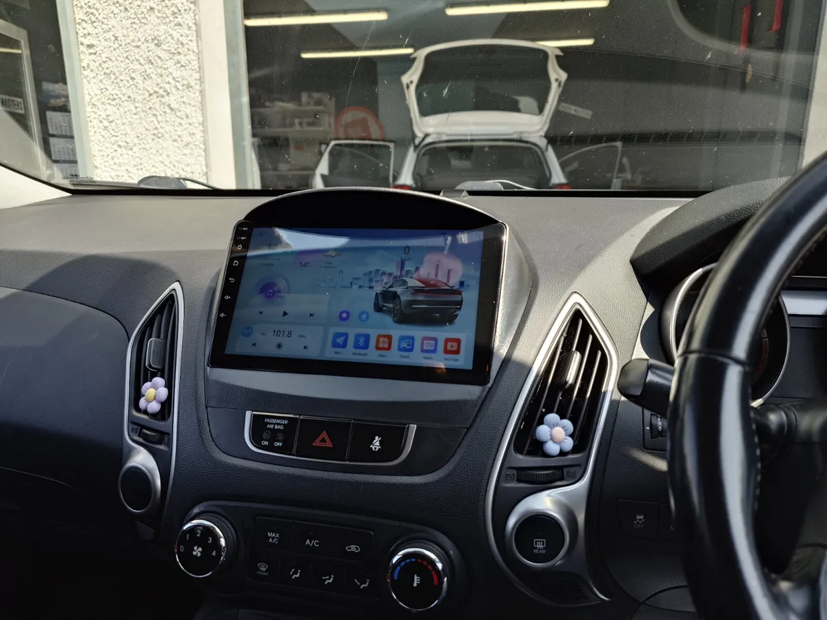 Hyundai ix35 Tucson android radio carplay - Image 1