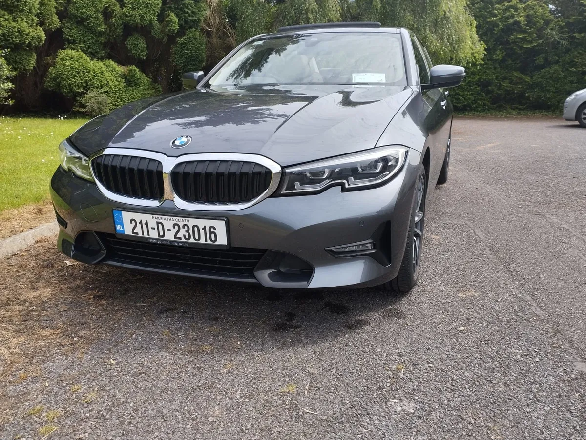 BMW 318 Sport Diesel  Auto only 18K, Miles, - Image 1