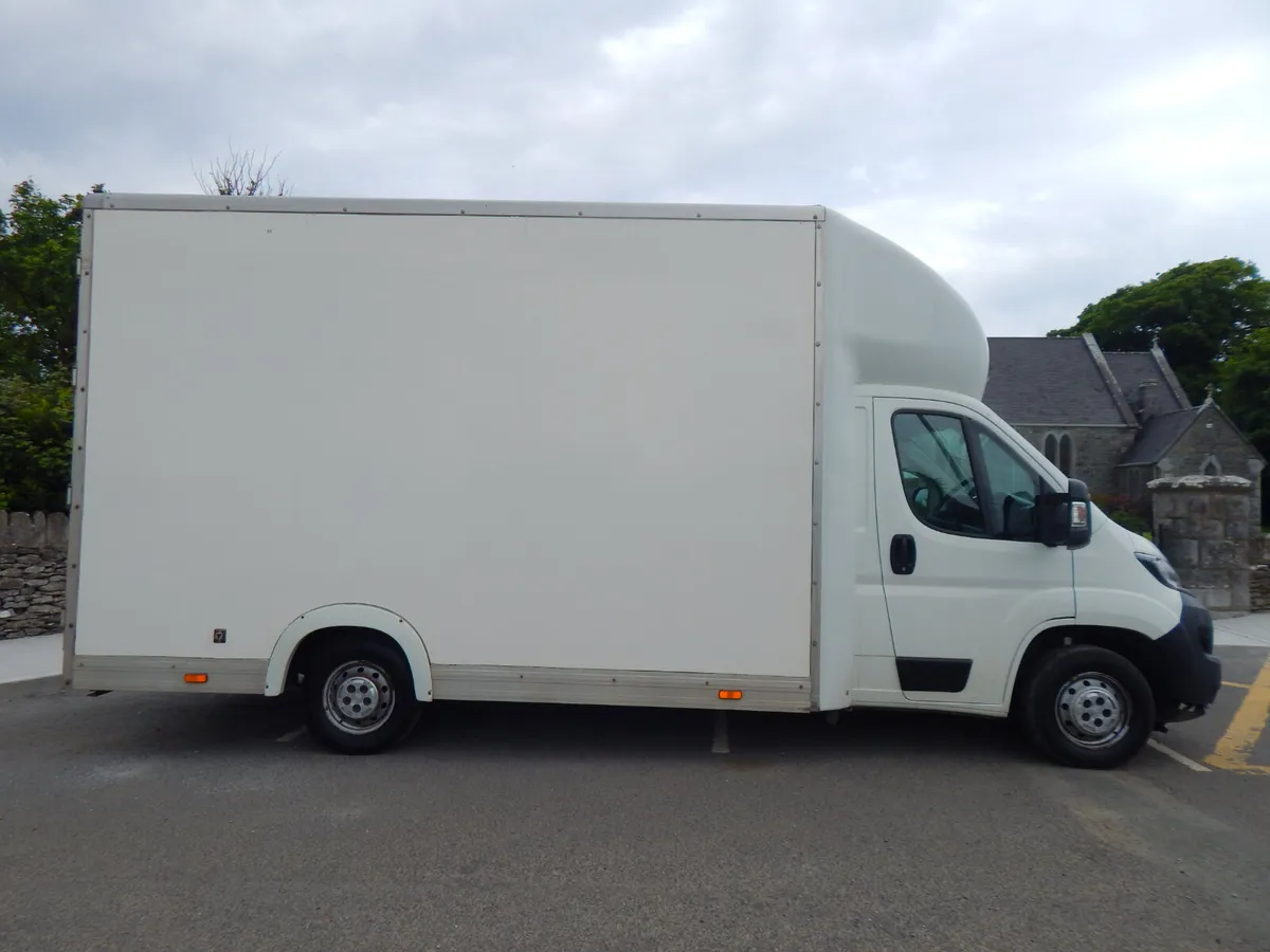 2019 Peugeot Boxer Low Loader Tax & Test 05/25 - Image 2