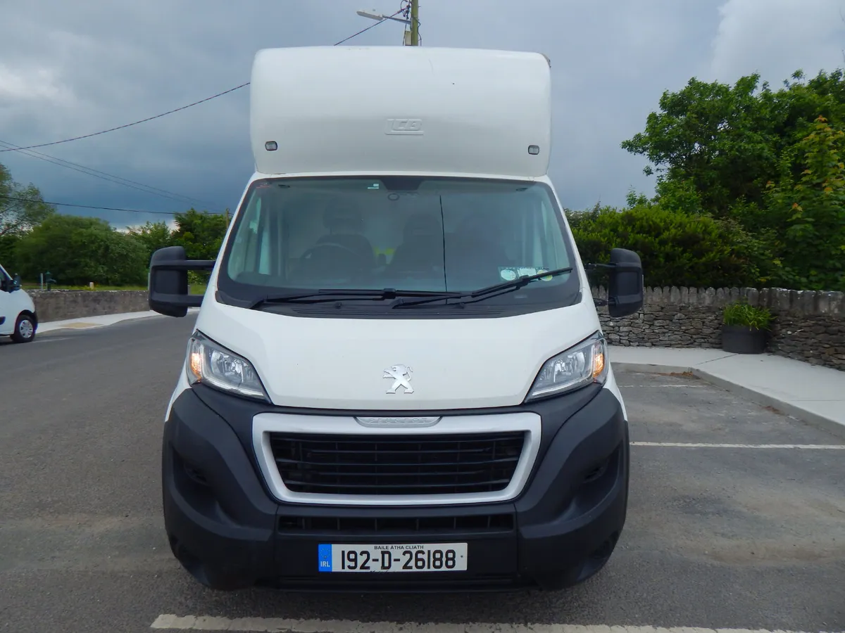 2019 Peugeot Boxer Low Loader Tax & Test 05/25 - Image 3