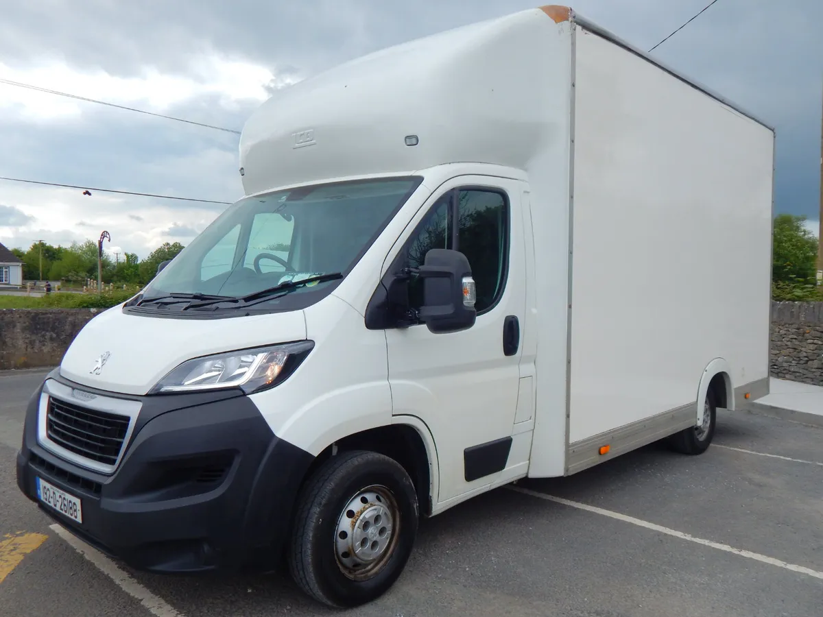 2019 Peugeot Boxer Low Loader Tax & Test 05/26 - Image 4