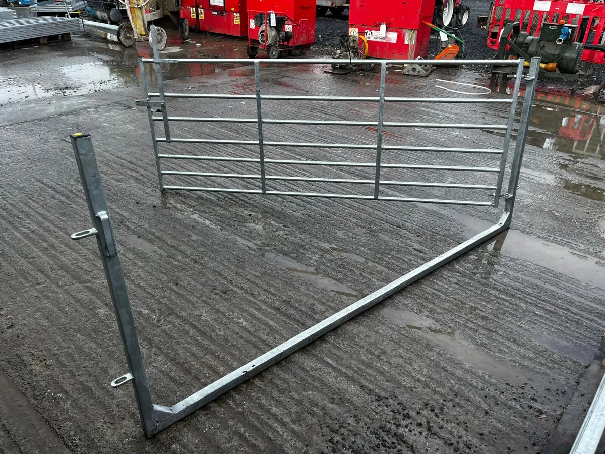 8ft Swing Gates - Image 3