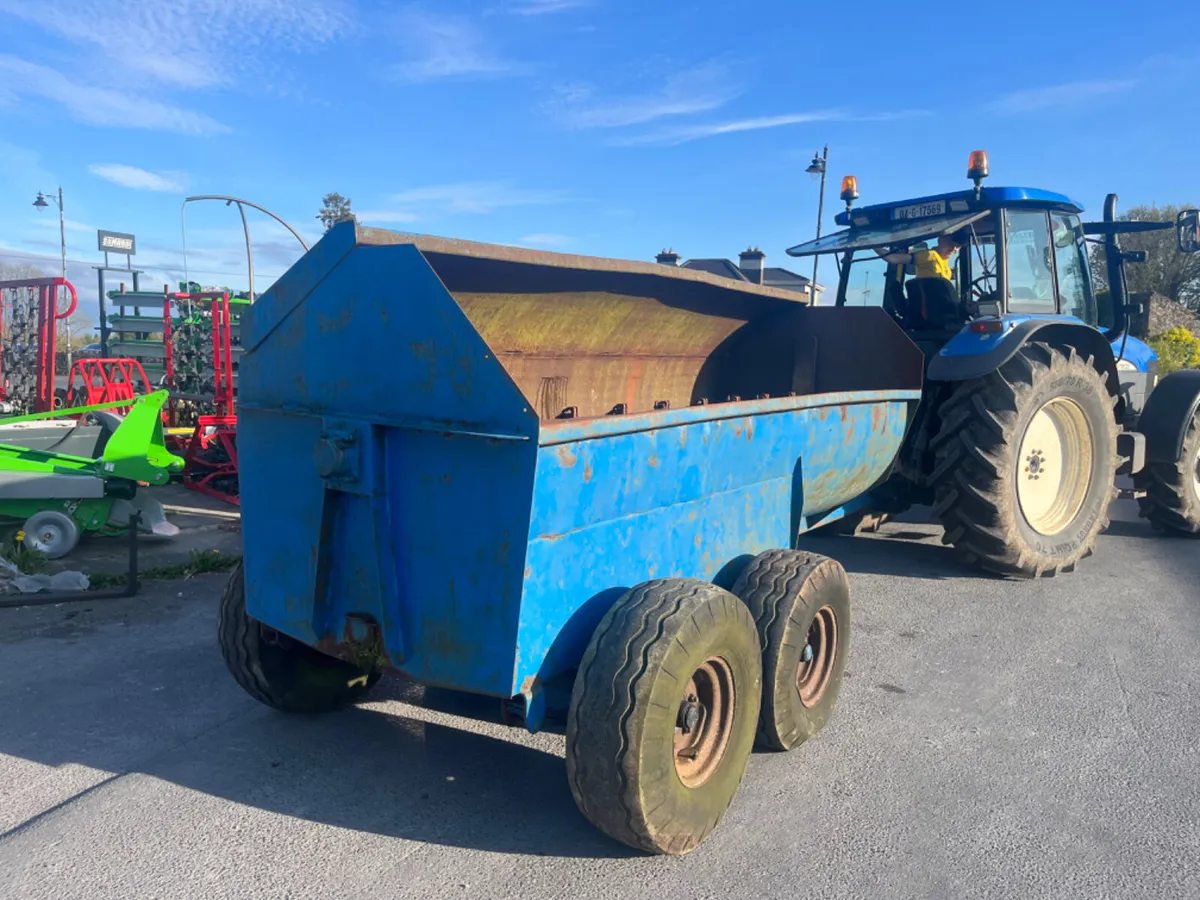 10 cubic Marshall muckspreader - Image 1