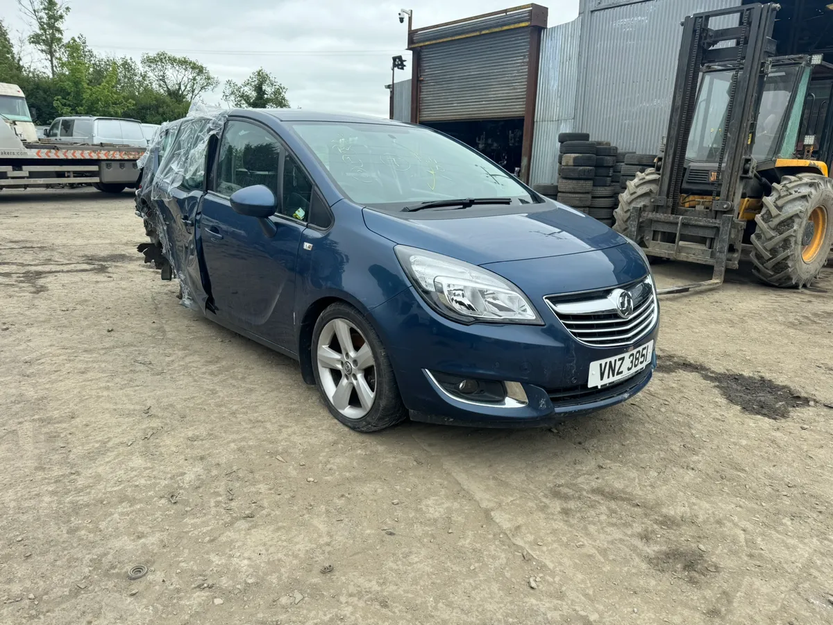 Breaking 2015 Vauxhall meriva 1.6 cdti - Image 1