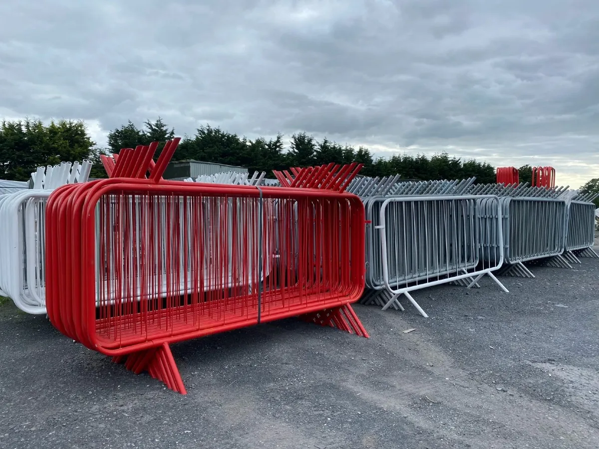 FENCING AND CROWD CONTROL BARRIERS AT TOOLMAN.IE - Image 2