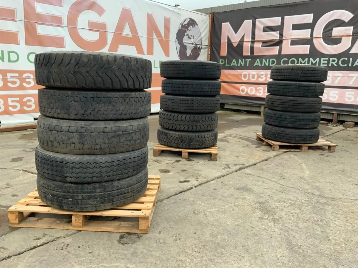 PART WORN / USED TRUCK RIMS & TYRES.22.5. - Image 1