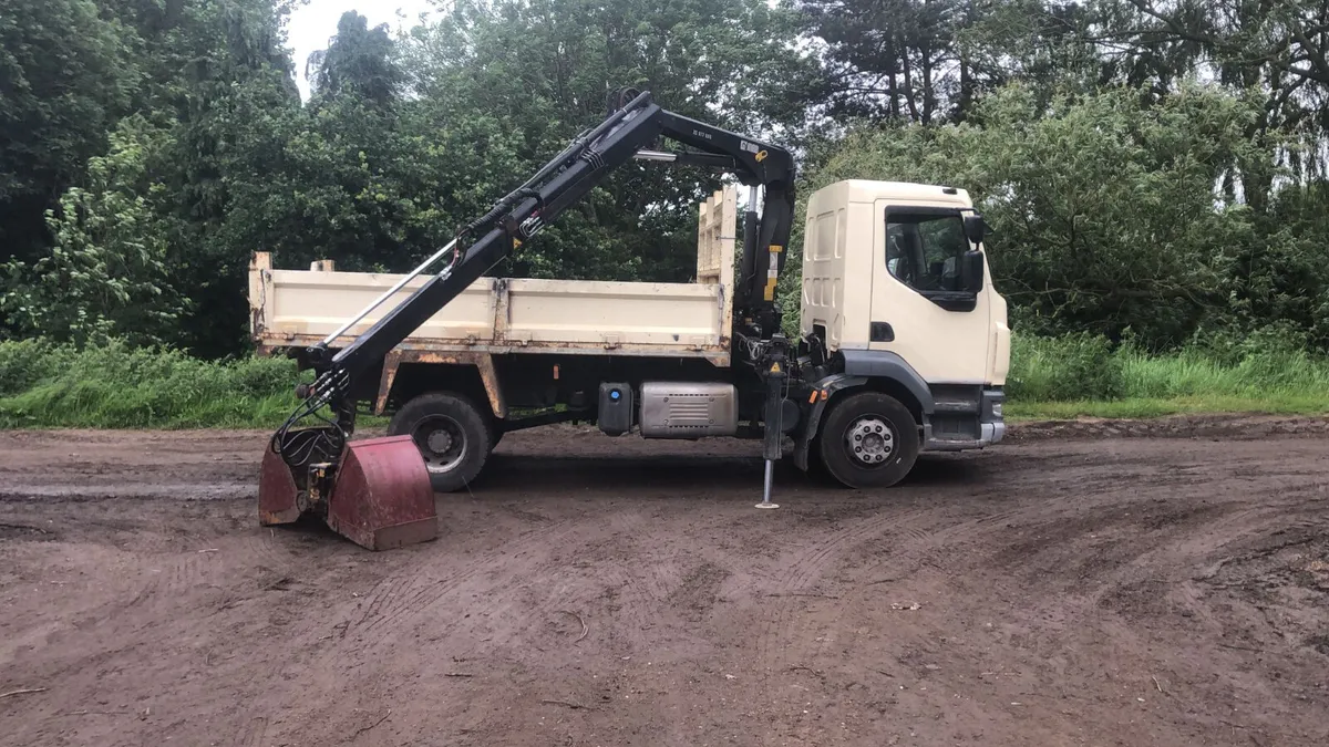 2014 Daf 55/180 16Ton gross tipper grab - Image 2