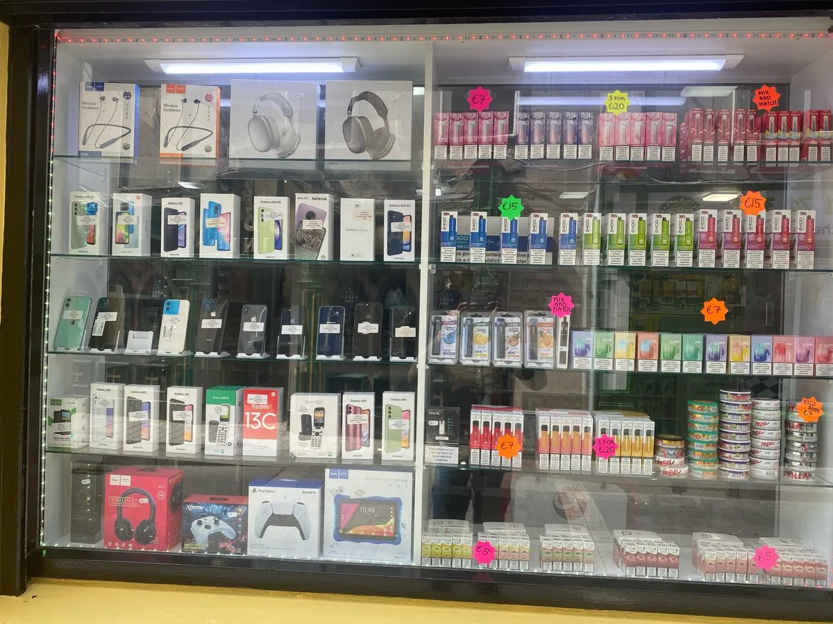 Antech phone shop sales/repair/vapes - Image 2