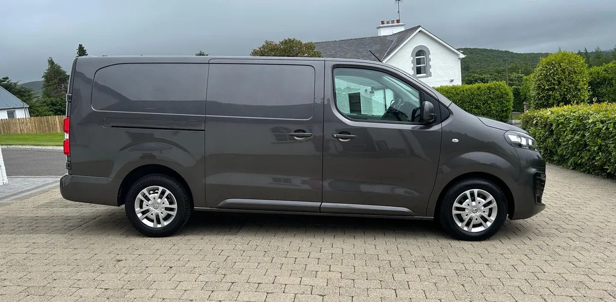 2021 Vauxhall Vivaro Sportive 2.0CDTi L2 H1  120 - Image 3