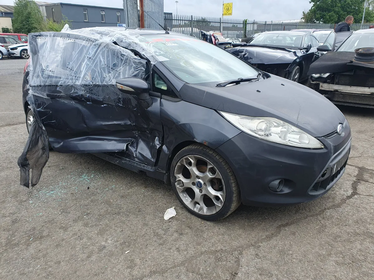 10 FORD FIESTA  1.6 TDCI FOR BREAKING - Image 2