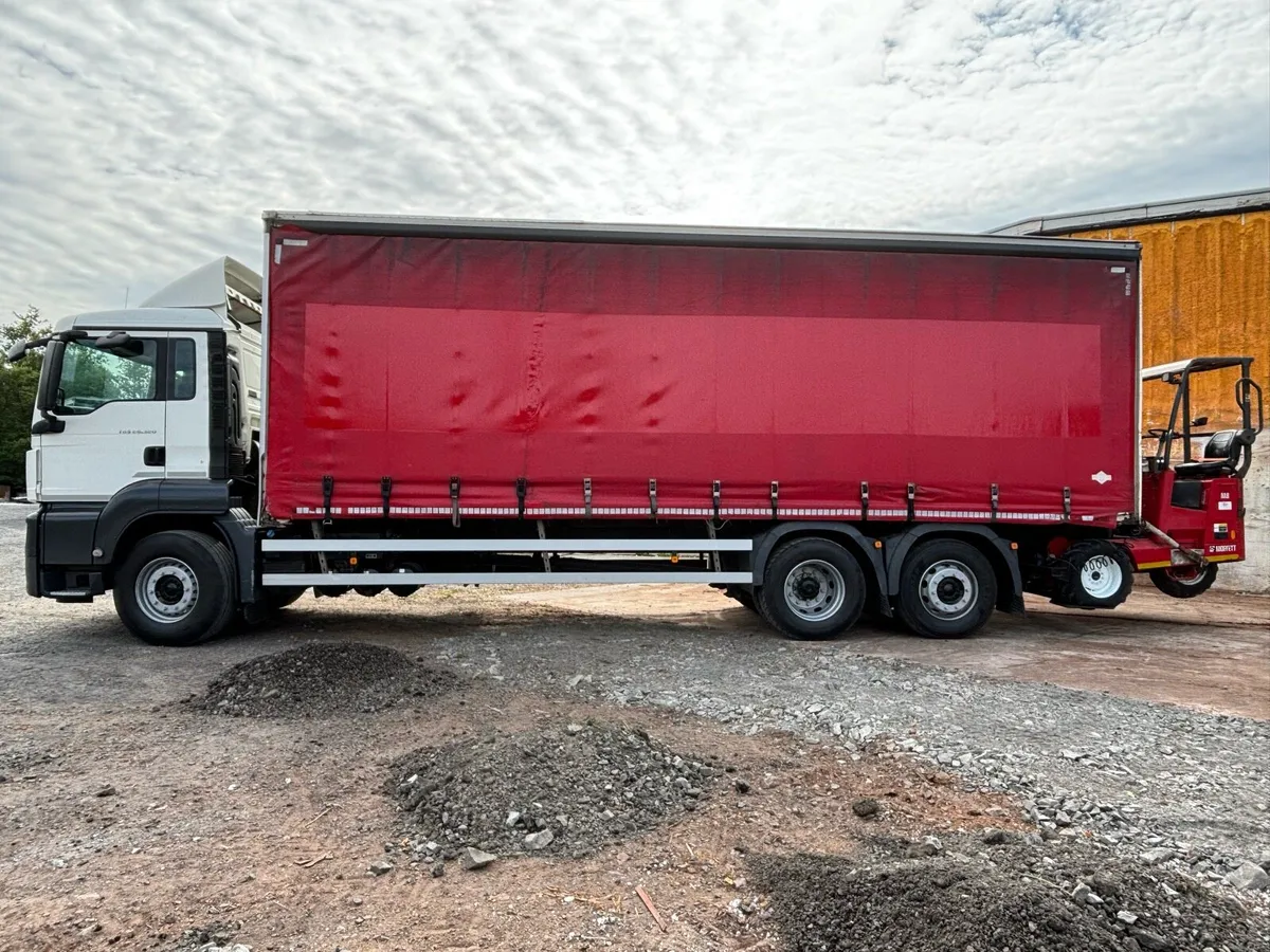 2015 MAN TGS 26 320 6X2 CURTAINSIDER. - Image 4