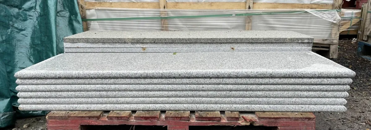 Granite Steps with Distinctive  Natural  Veins - Image 2