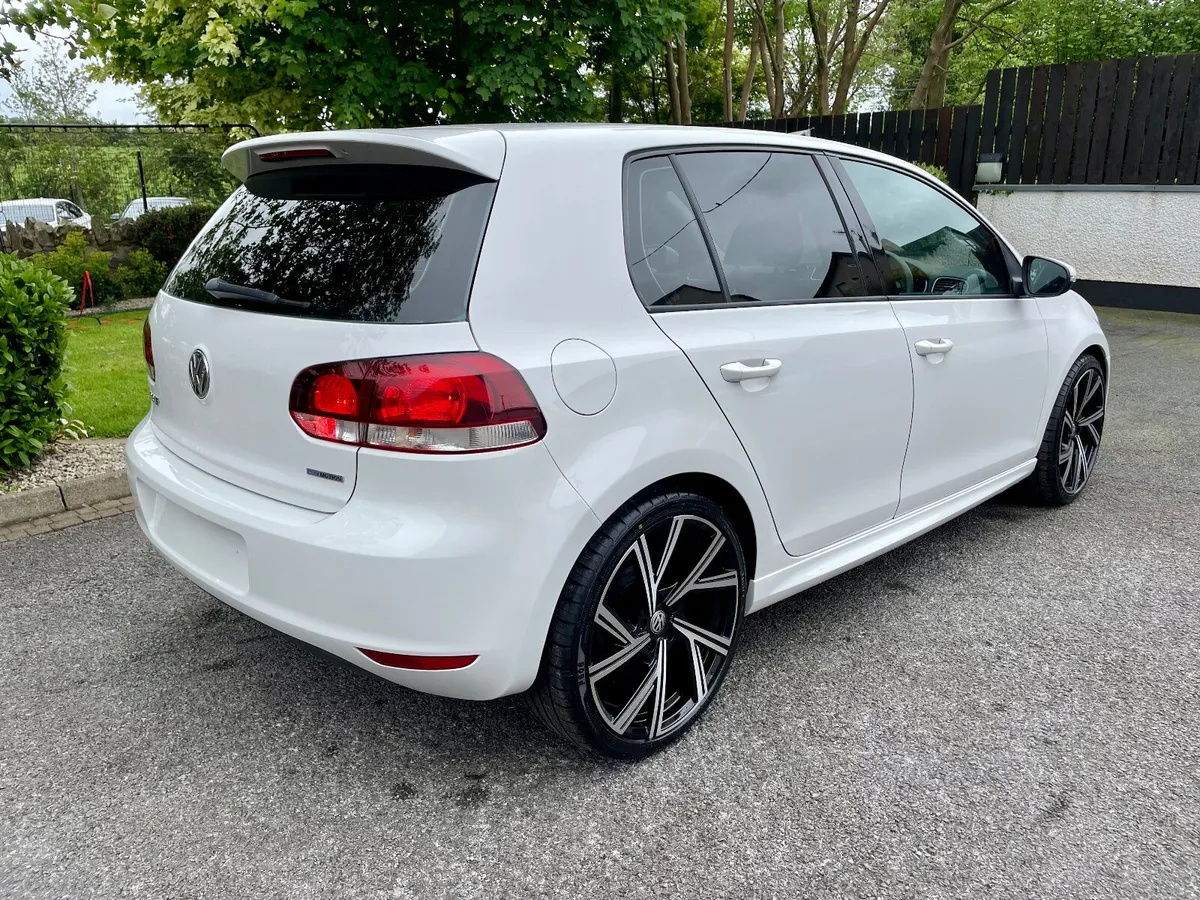 Volkswagen Golf 2011 **FACTORY BODY KIT*FSH*MINT** - Image 3