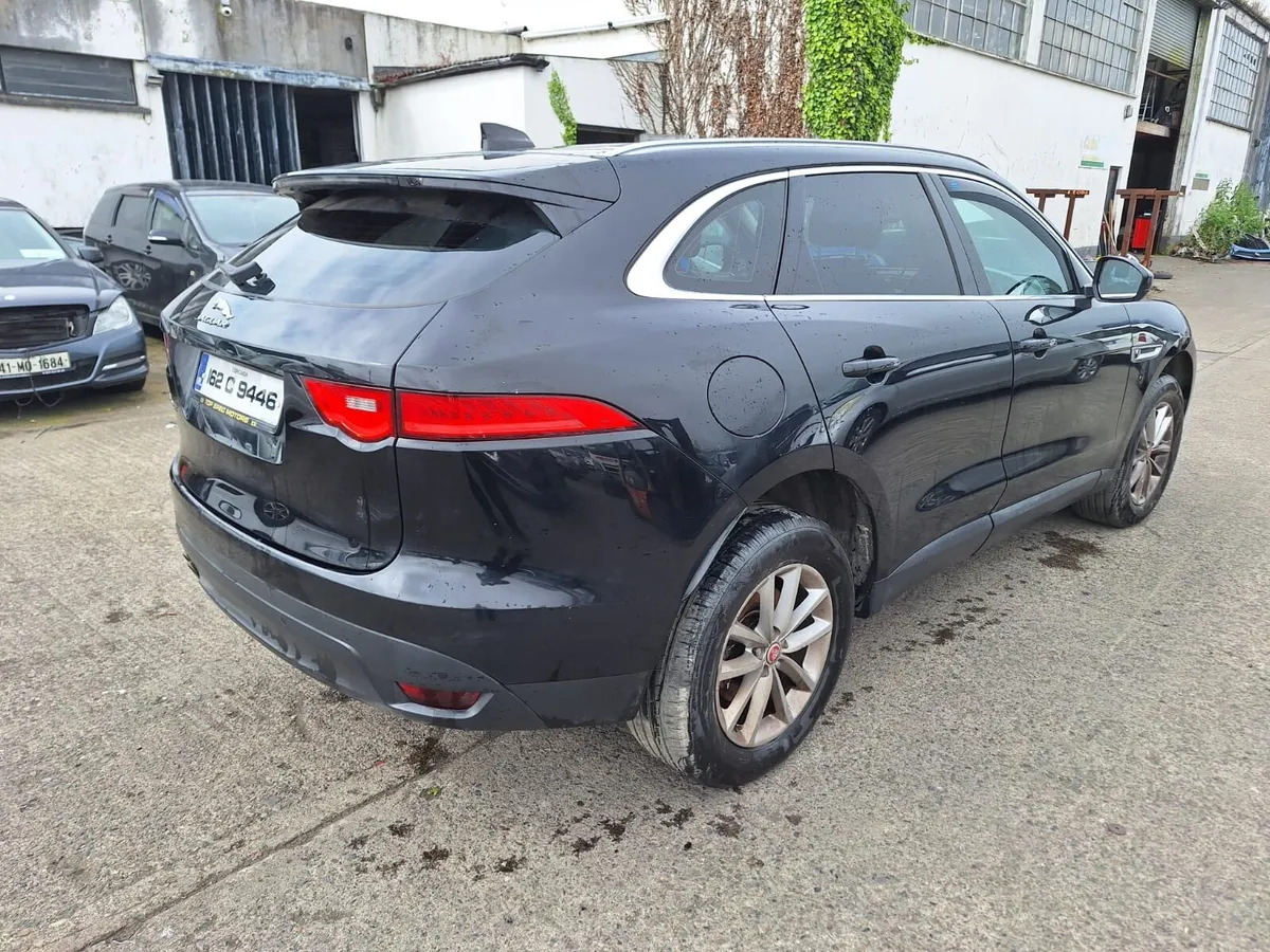 162 F Pace - Image 4
