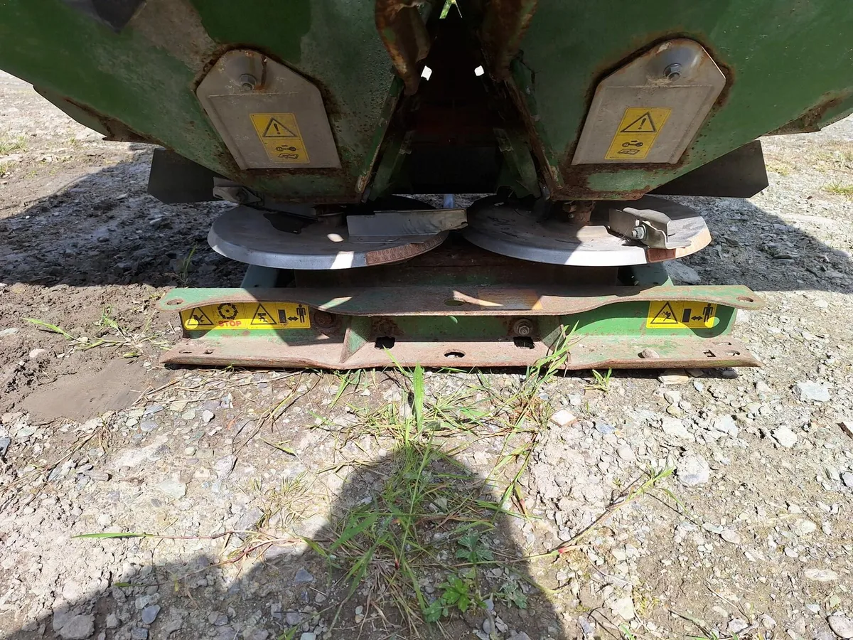 Amazone ZAX 1402 Fertilizer sower for sale in Co. Kerry for €1 on DoneDeal