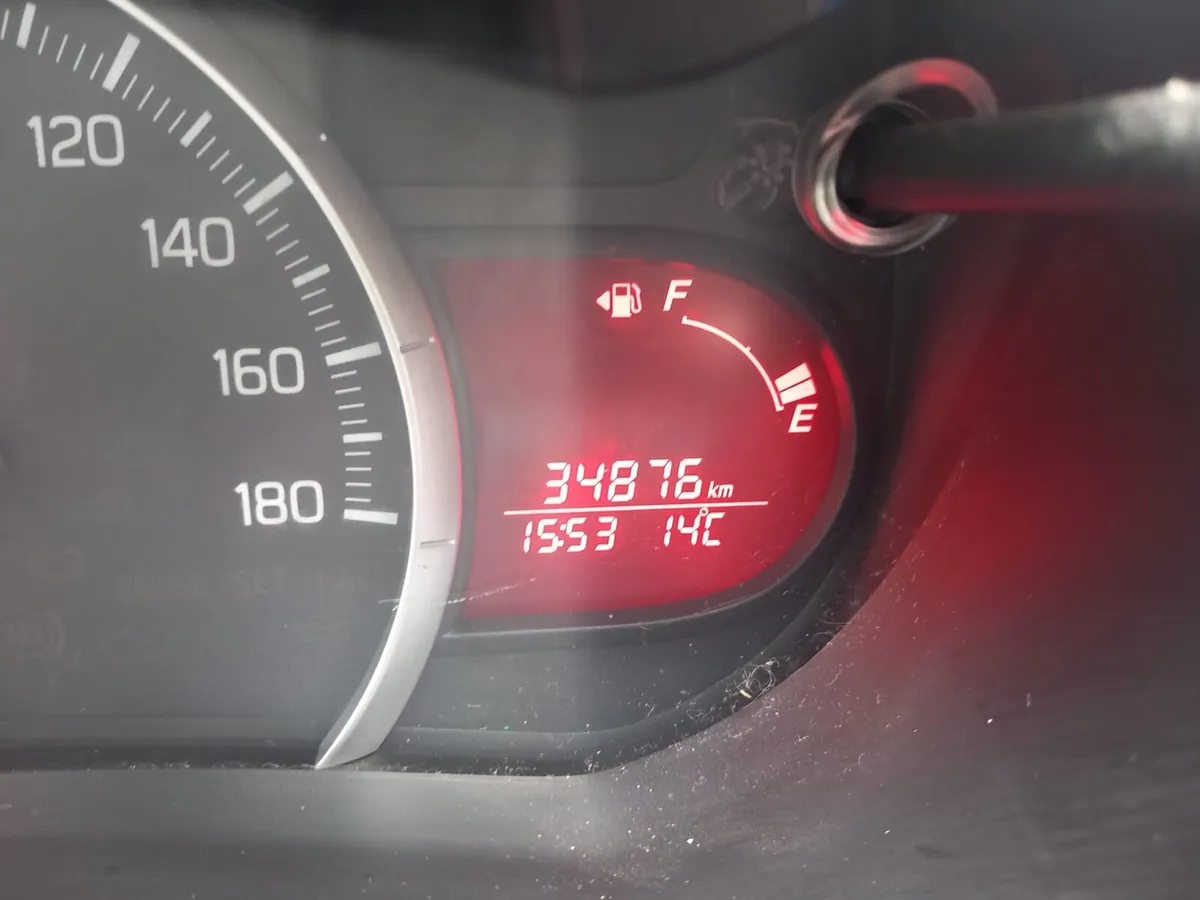172 SUZUKI WITH JUST 30,000KM NEW NCT - Image 3