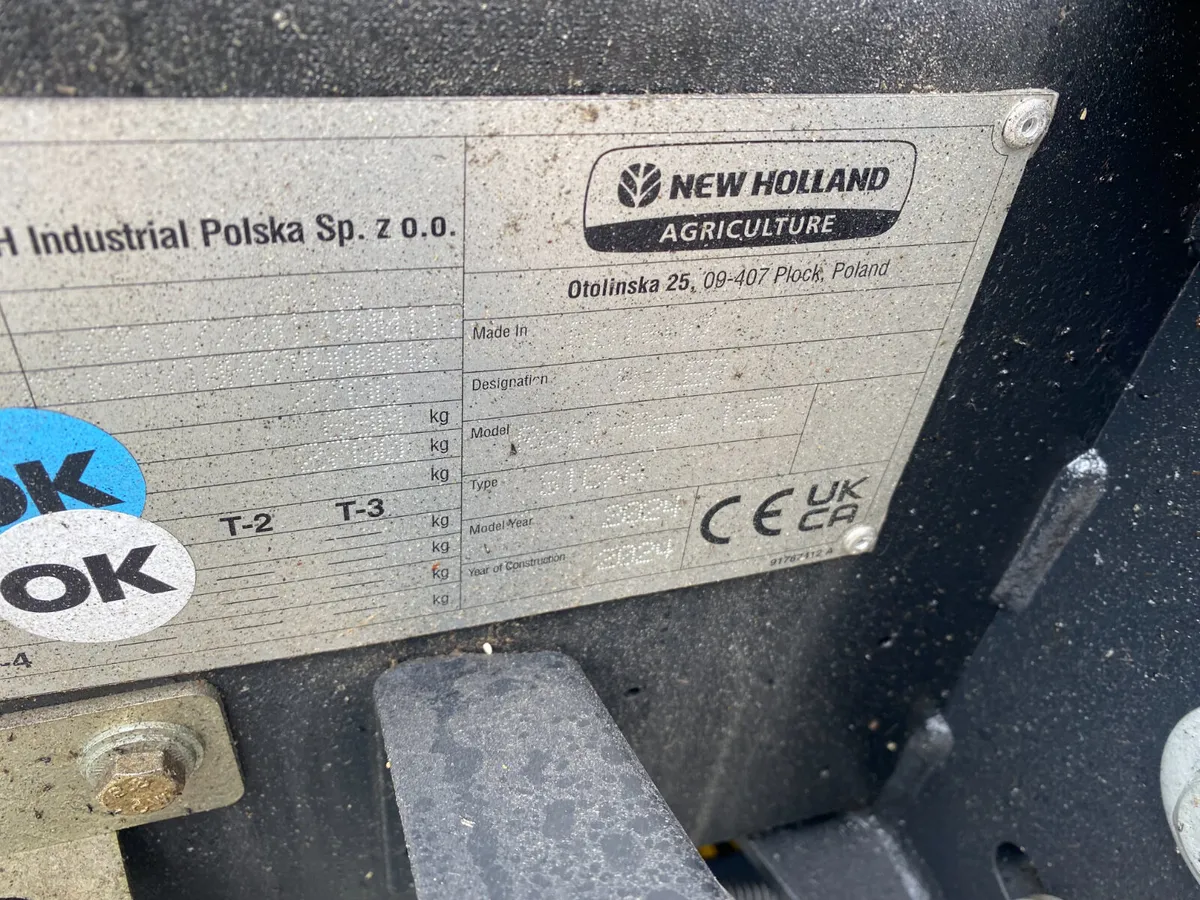 NEW HOLLAND BALER ROLL-BAR 125 - Image 4