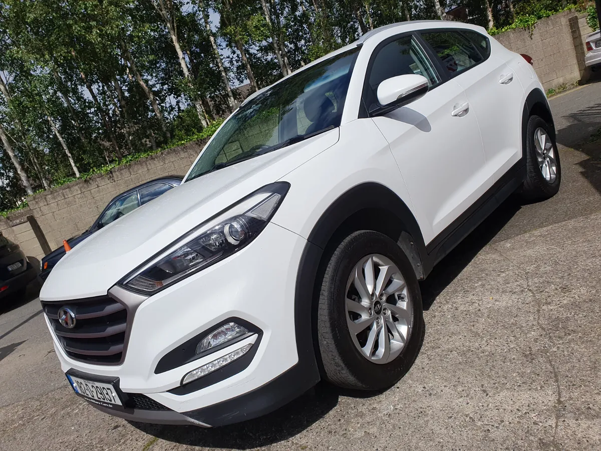 Hyundai Tucson 2018, HUGE SPEC SE NAV , 1.7 CRDI - Image 3