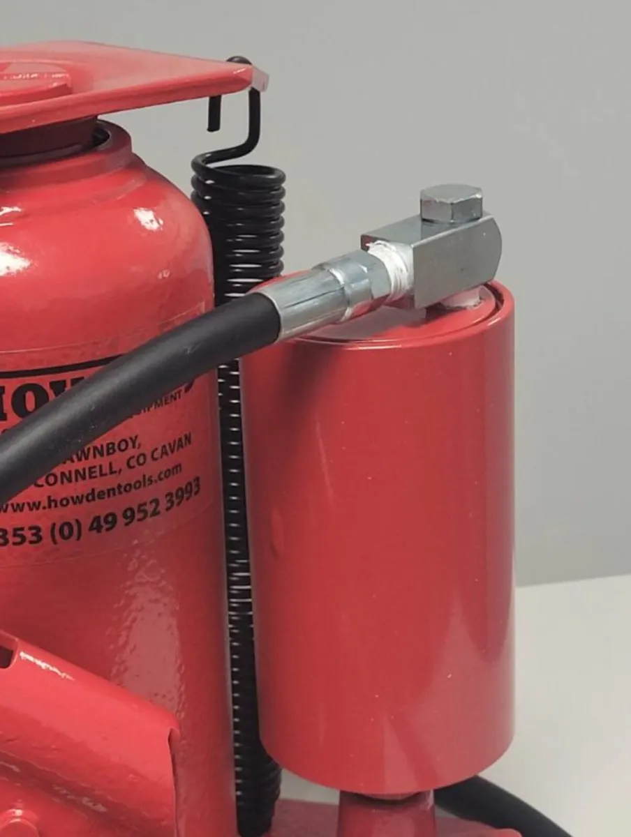 Air / Hydraulic Bottle Jack 20 Ton - Image 2