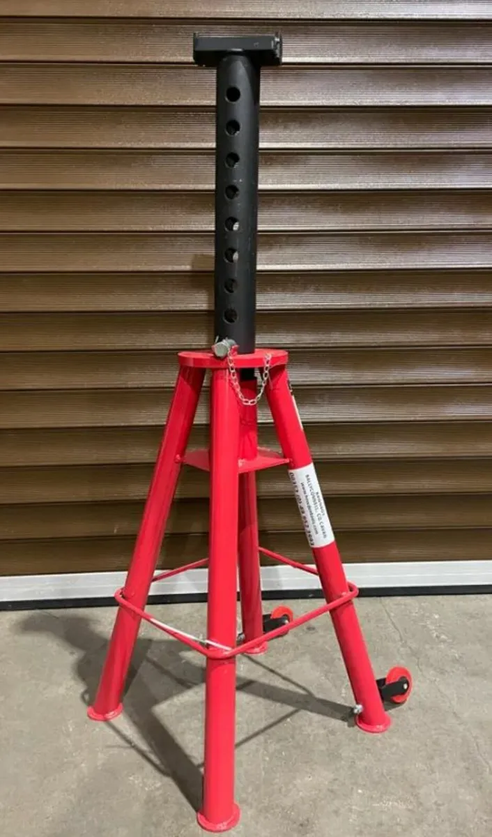 HeavyDuty Steel Frame 12Ton Axle Stand With Wheels - Image 1