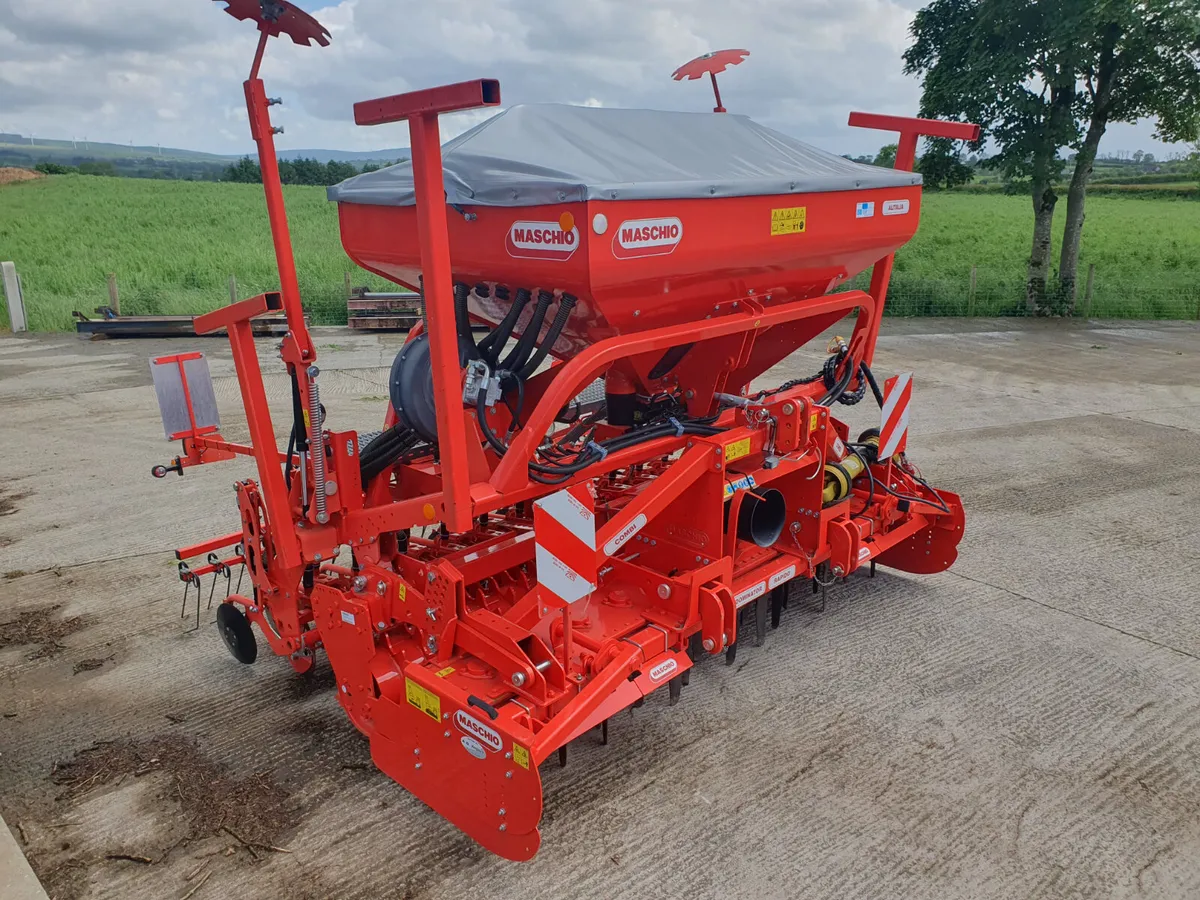 New/Unused (2022) Maschio Alitalia One Pass Drill - Image 3