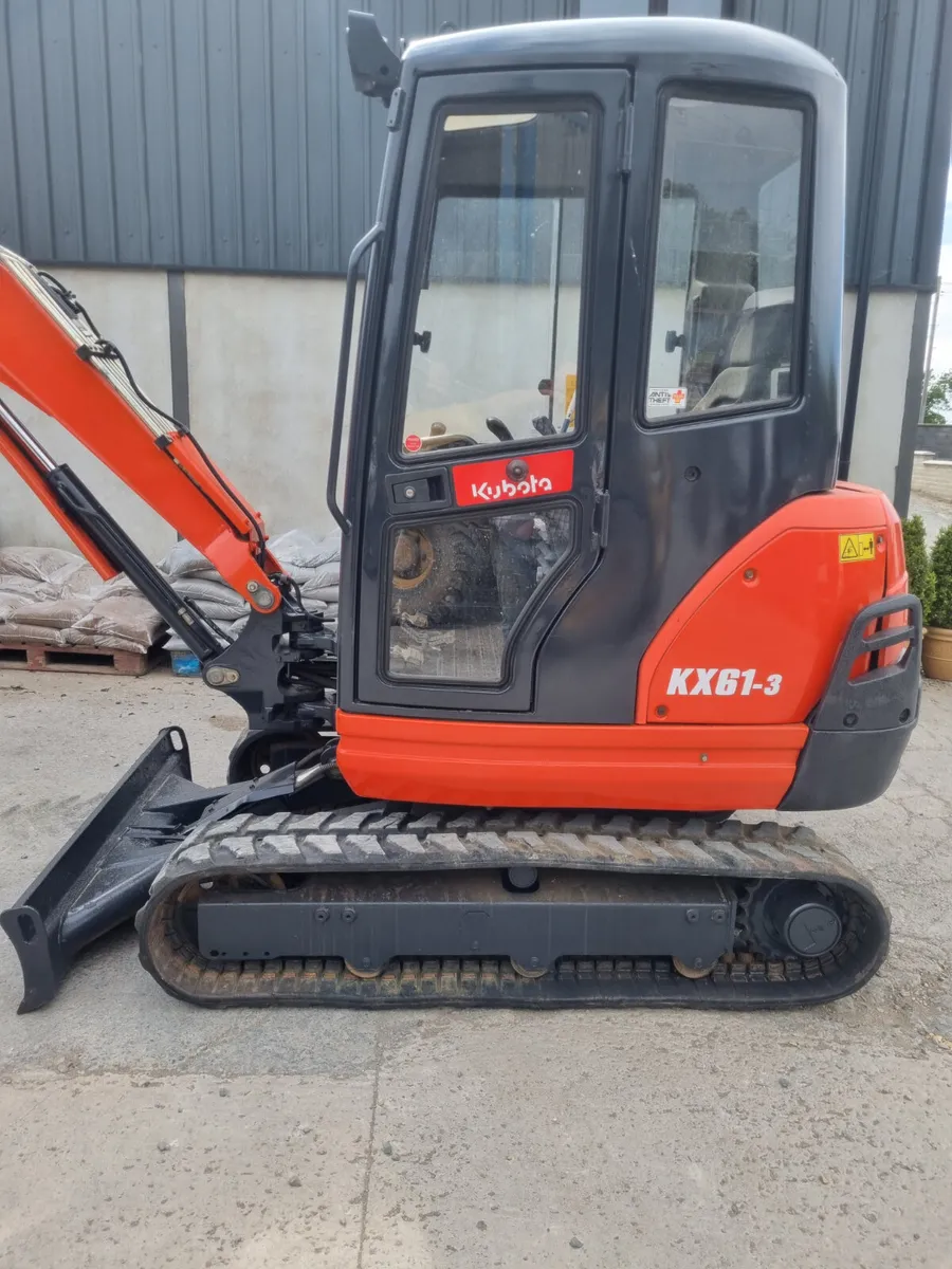 2016 Kubota KX61-3 LOW HOURS FINANCE ARRANGED - Image 2