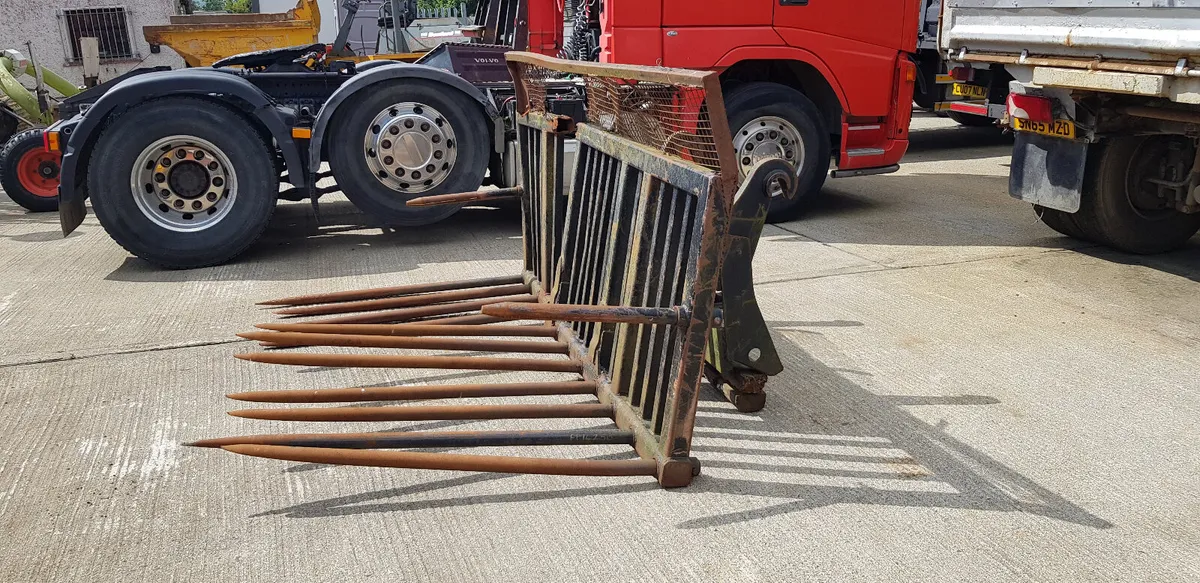 Silage Buck Rake - Image 2