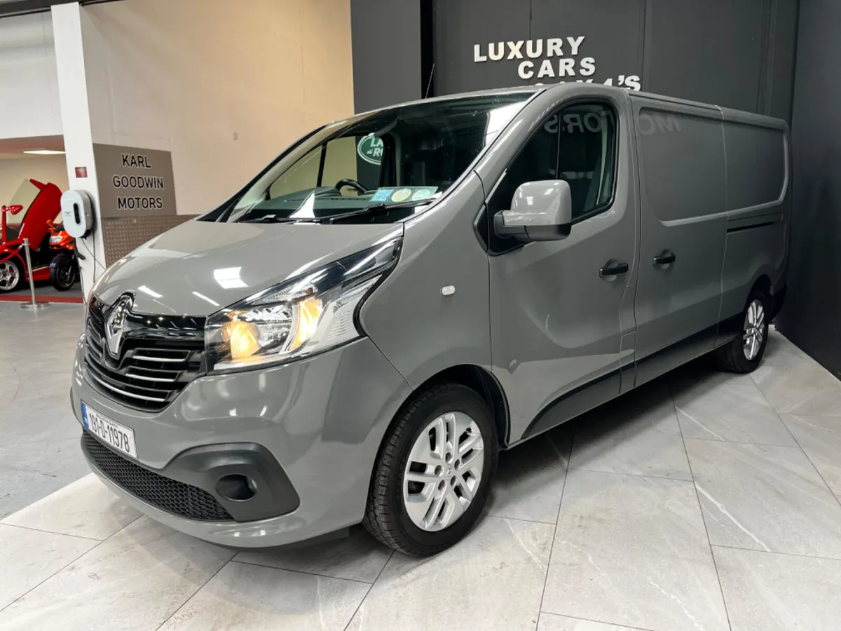 Renault Trafic 2019 Sport Line Van - Image 3