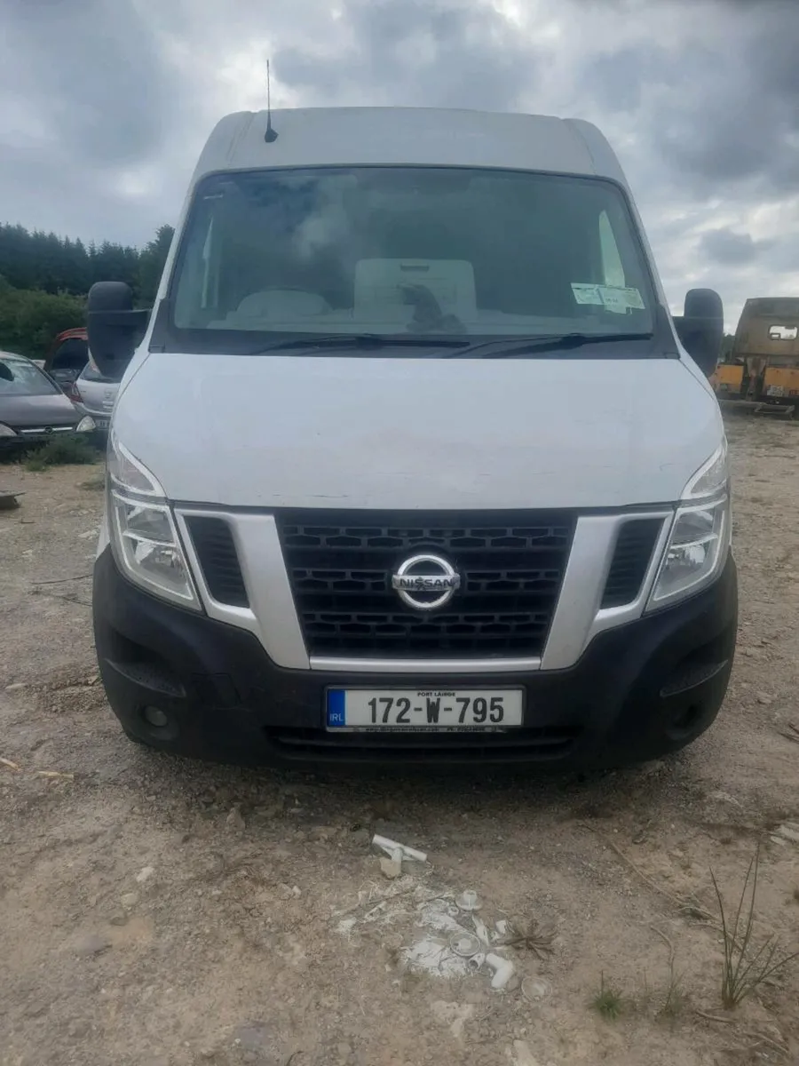 Breaking 2017 nissan nv400 2.3 - Image 1