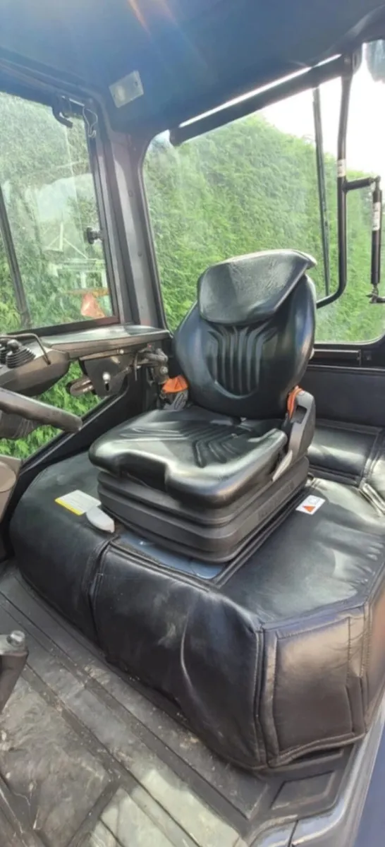 Toyota 4.5 ton forklift - Image 3