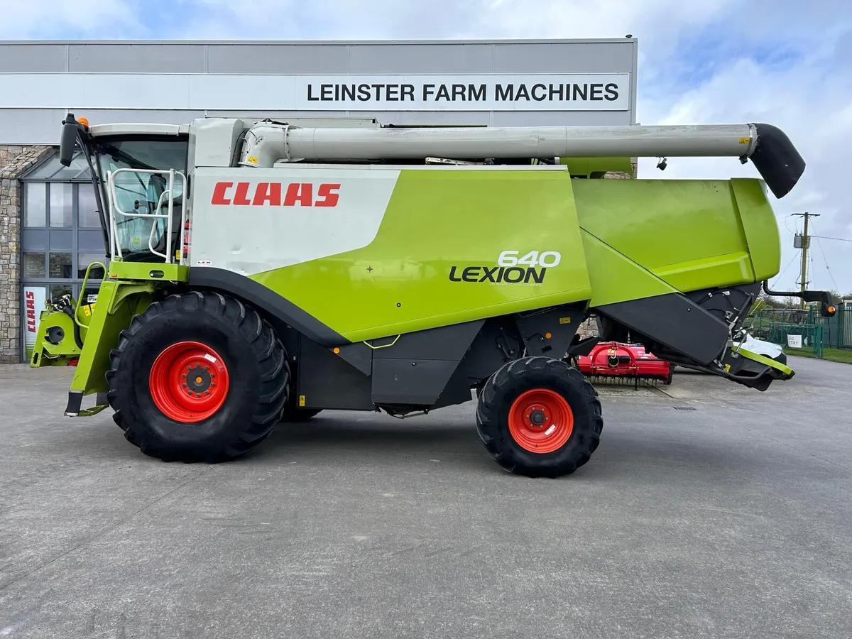 CLAAS Lexion 640 - Image 3