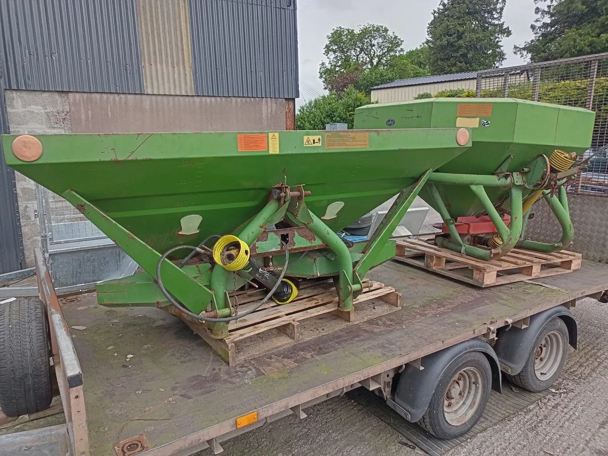 Section of fertilizer spreaders for sale in Co. Tyrone for £300 on DoneDeal