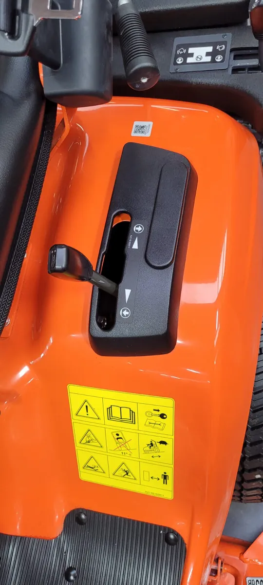New Kubota G21eHD Lawnmower - Image 3