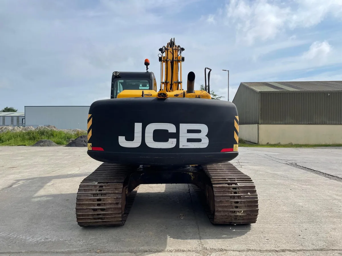 2013 JCB JS180 - Image 3