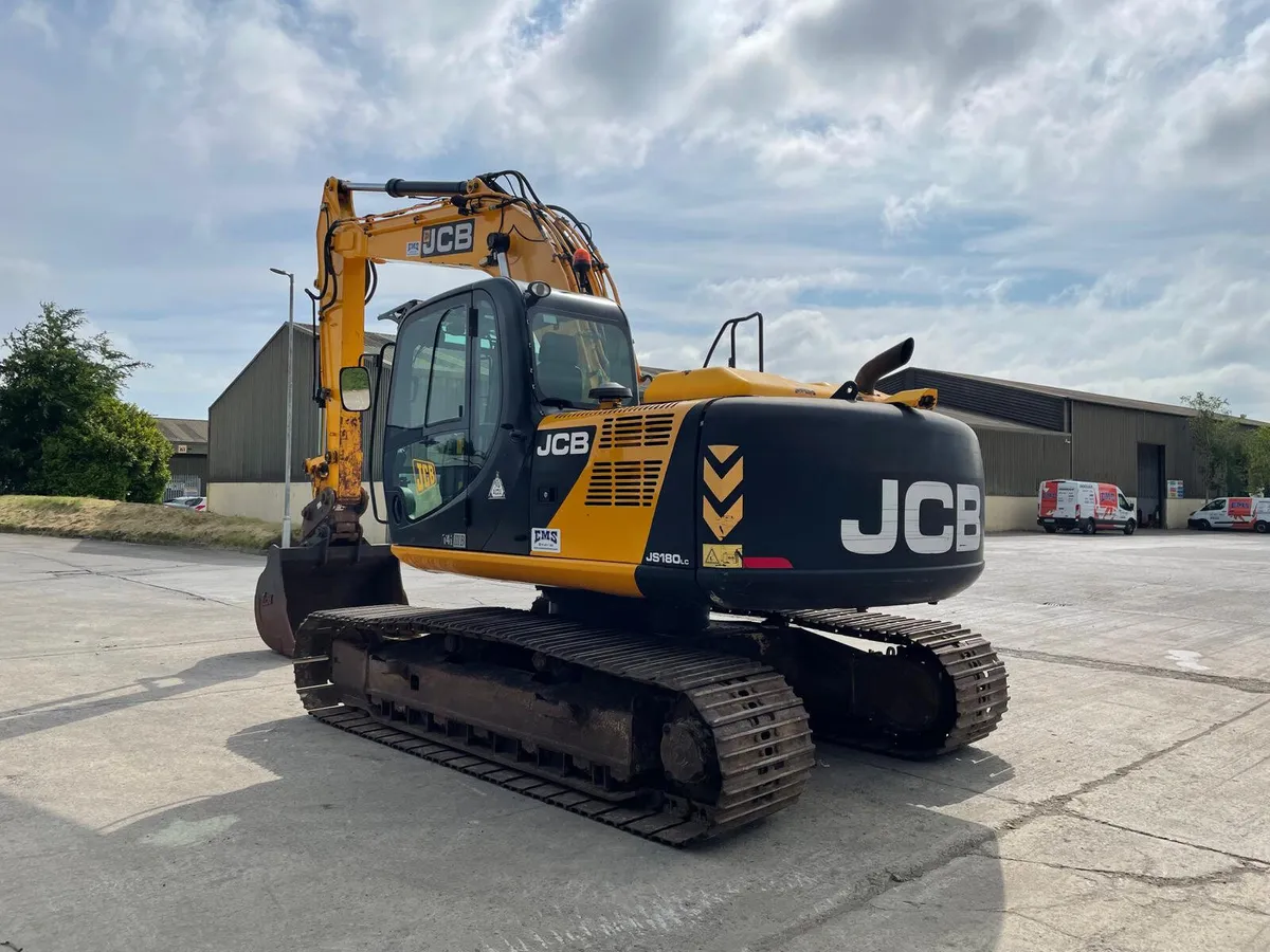 2013 JCB JS180 - Image 4