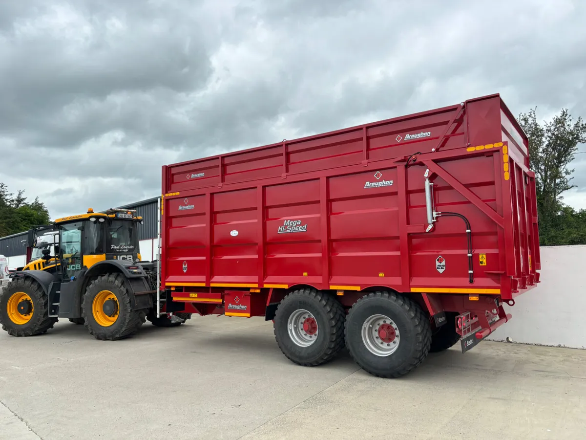 Silage grain trailer 22foot for hire - Image 1