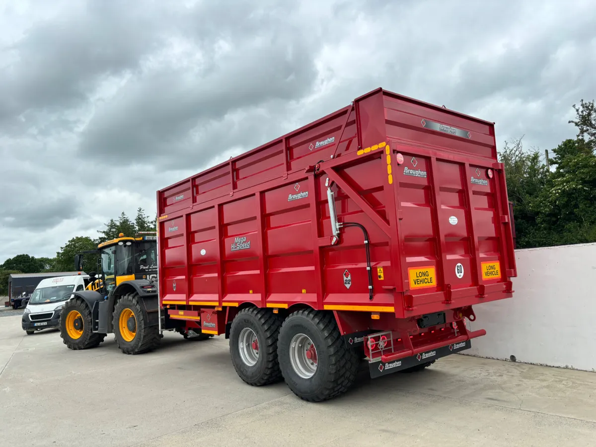 Silage grain trailer 22foot for hire - Image 3