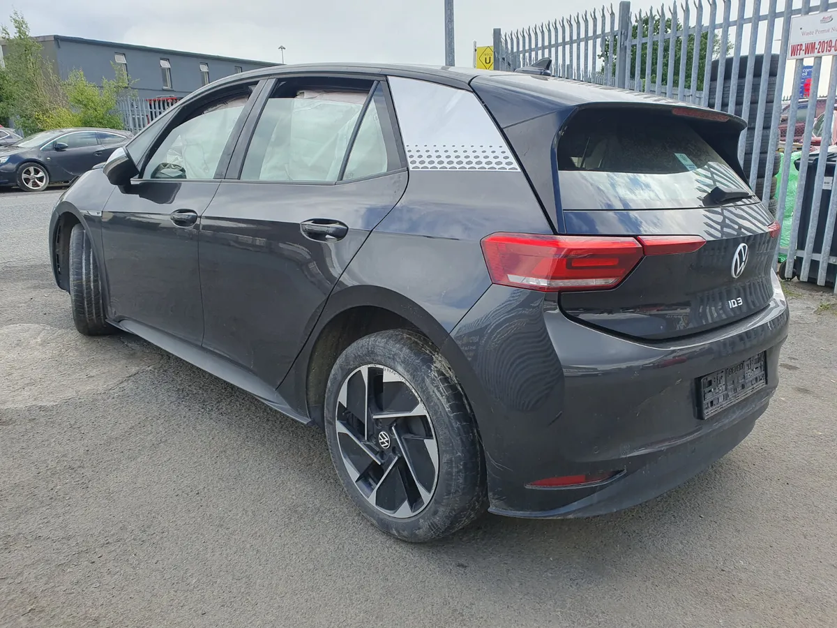 20 VOLKSWAGEN ID.3  PRO 150 KW AUTO FOR BREAKING - Image 4