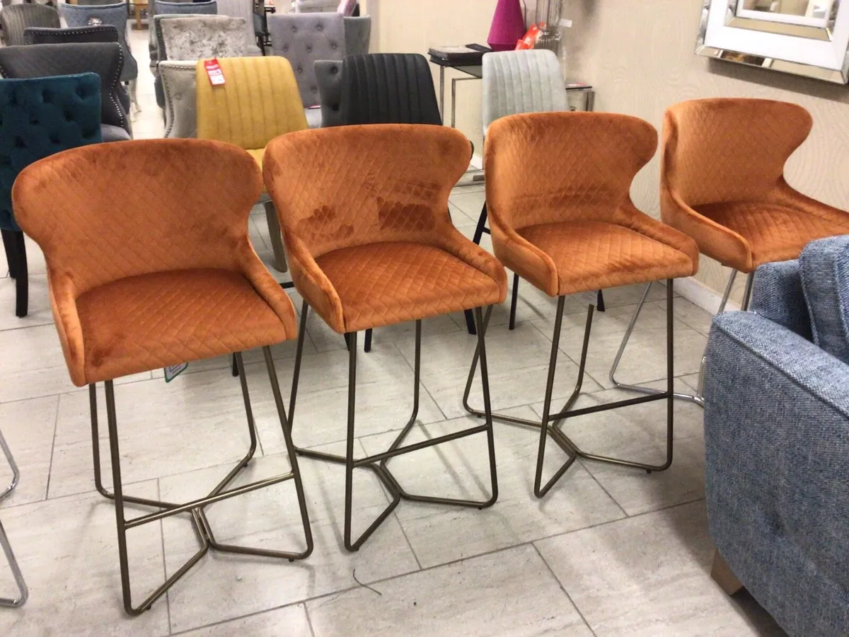 Bar stools for sale in Co. Dublin for €125 on DoneDeal