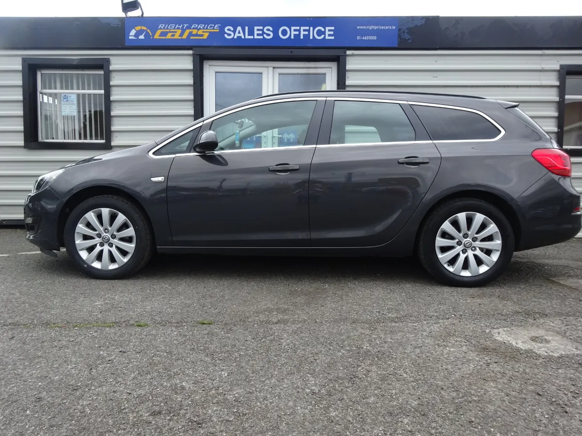 VAUXHALL ASTRA 1.7 CDTI TECHLINE ESTATE - Image 4