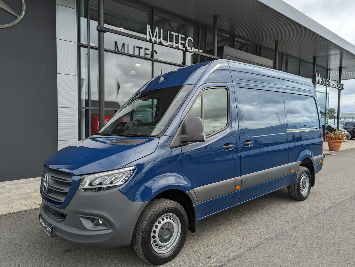 Mercedes Sprinter 317 MWB Select in stock - Image 1