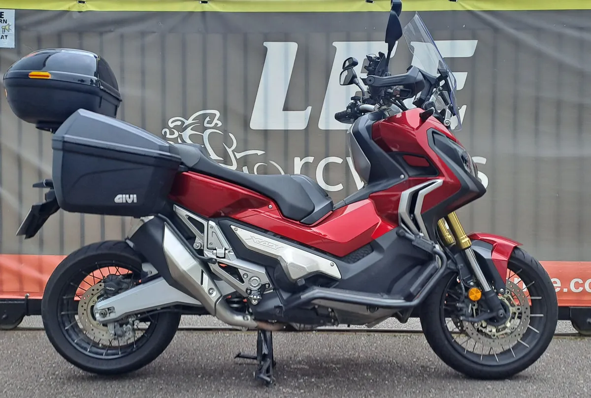 Honda X ADV 750 . 1 OWNER  2018 - Image 1