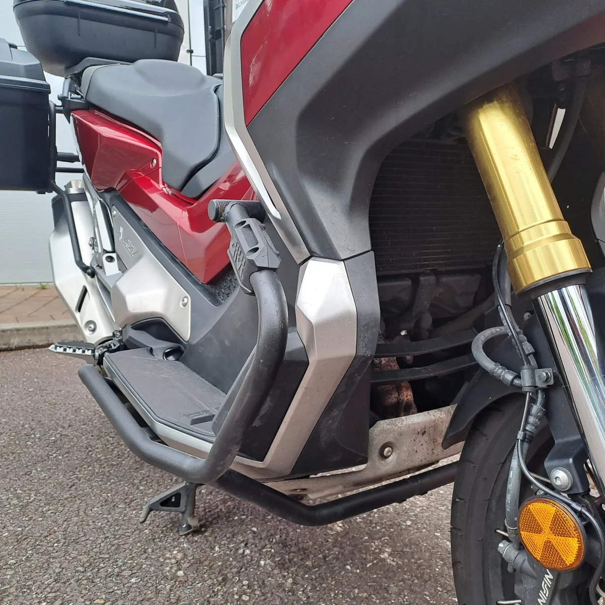 Honda X ADV 750 . 1 OWNER  2018 - Image 3