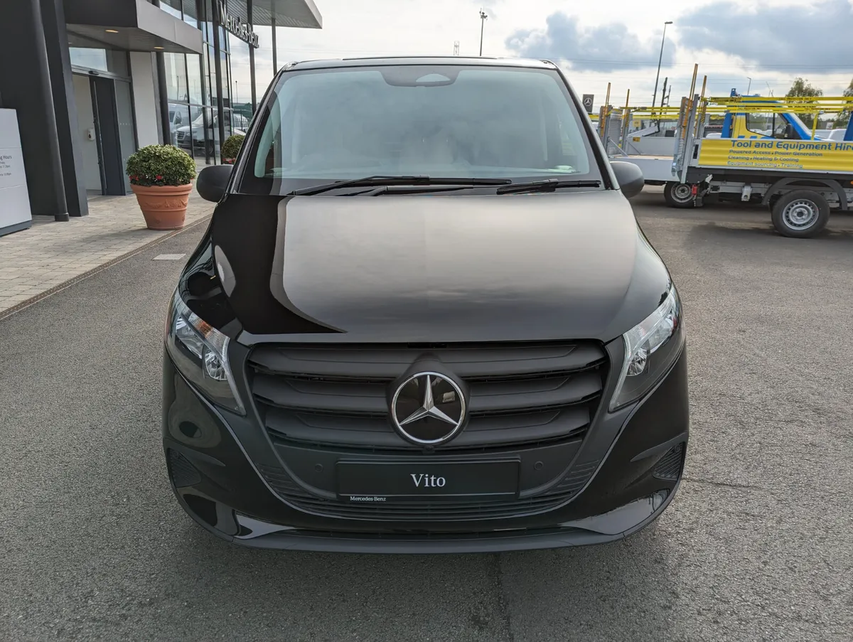 Mercedes Vito LWB 114 Pro automatic in stock - Image 2