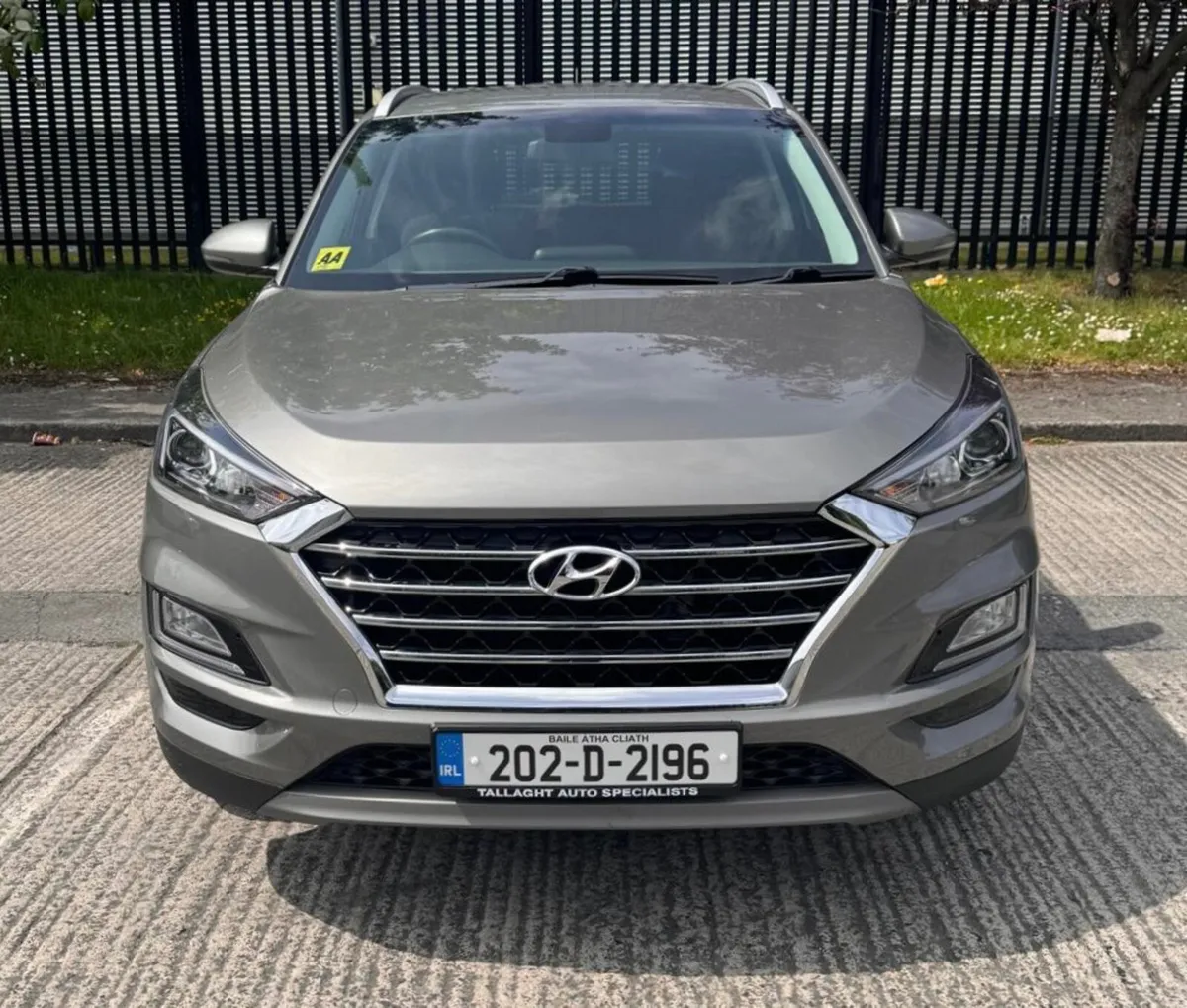202 Hyundai Tucson Commercial - Image 2