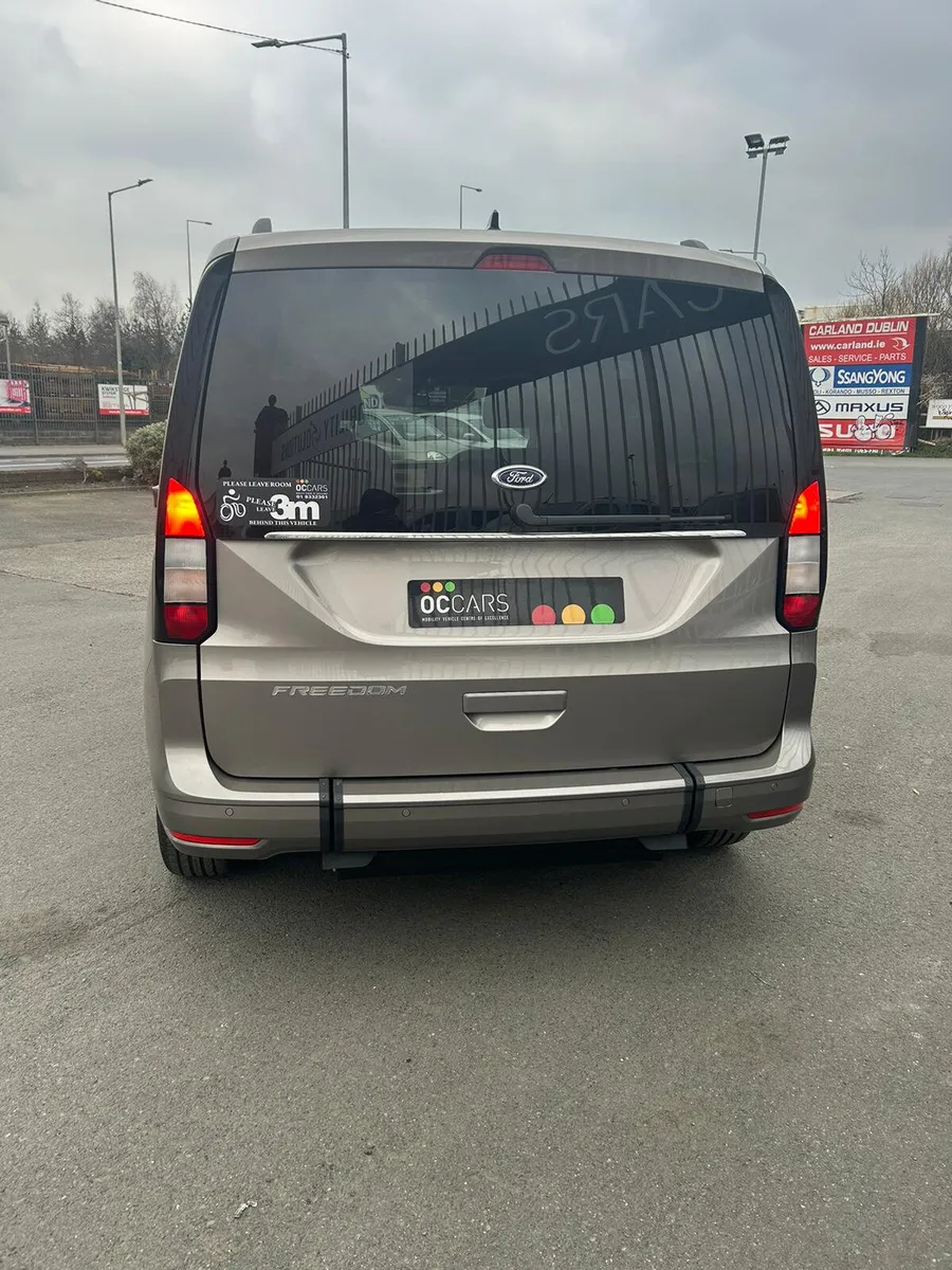 NEW Ford Tourneo Connect RE Freedom - 4 Seats + wc - Image 4