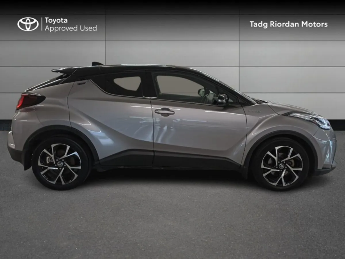 Toyota C-HR 1.8 Hybrid Sport BI- - Image 3