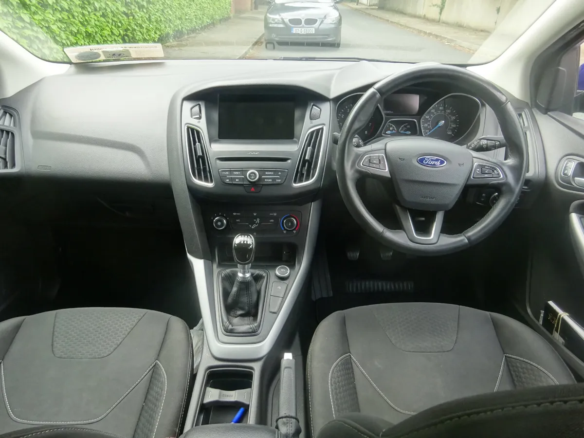 Ford Focus 1.0 Ecoboost Zetec - 0872539445 - Image 3