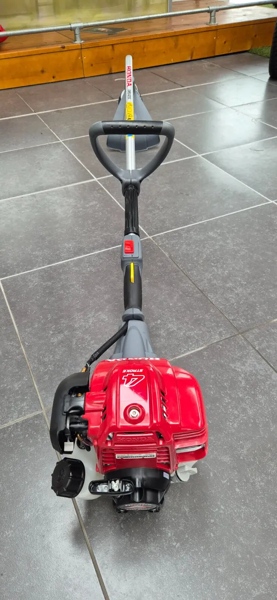 Honda UMS 425E Strimmer - Image 3